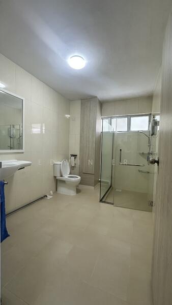 110 Spottiswoode Park Road, 110 Spottiswoode Park Road, Room Rental, 300 sqft, HDB Flat For Rent, by Edwin Er, 60044841 - Bathroom - PropertyGuru.com.sg