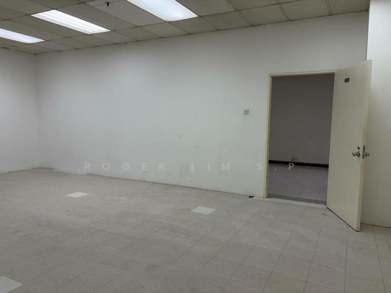 IMM Building, 2 Jurong East Street 21, Boon Lay / Jurong / Tuas, 269 sqft, Light Industrial (B1) For Rent, by Roger Lim S.P, 60044875 - CommercialGuru.com.sg