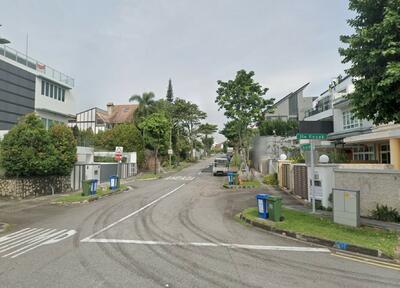 For Sale - NS plot for rebuild! Regular shaped Over 10m frontage