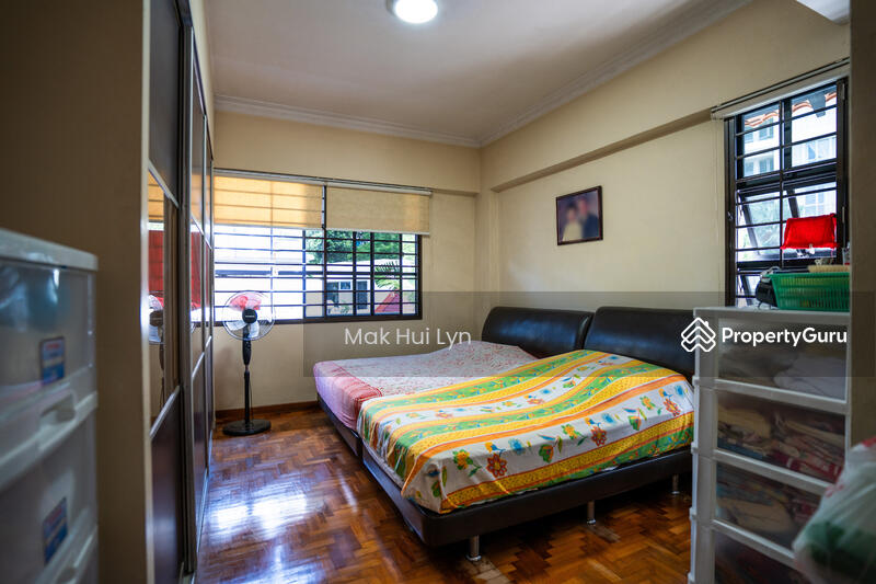 For Sale - NS facing! Charming 3 Storey Semi D in Kembangan