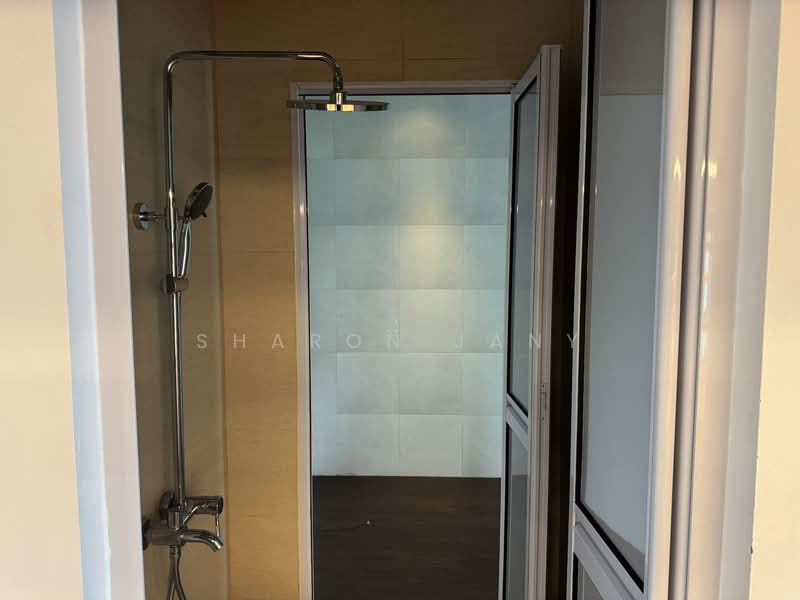 Spa, Aesthetics Clinic in City Centre, Anson Road, Tanjong Pagar, Maxwell Road, 1,450 sqft, Other Retail For Rent, by Sharon Jany, 60044997 - Bathroom - CommercialGuru.com.sg