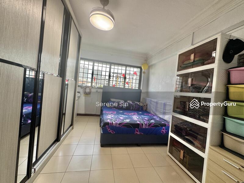 For Sale - 260 Jurong East Street 24