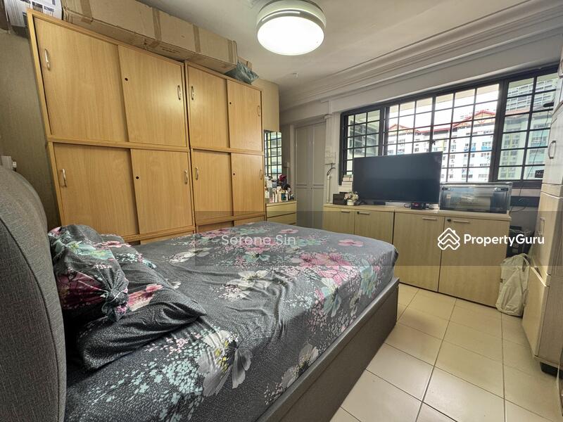 For Sale - 260 Jurong East Street 24