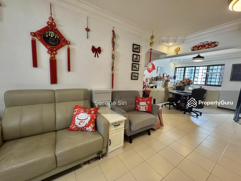 For Sale - 260 Jurong East Street 24