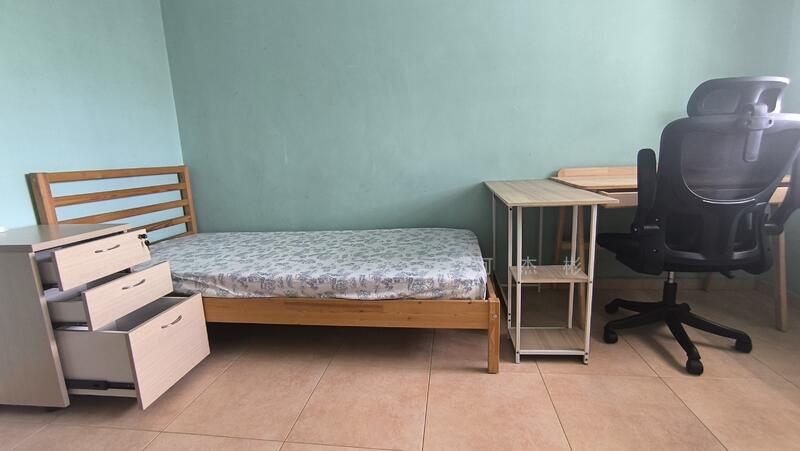 655A Jurong West Street 61, 655A Jurong West Street 61, Room Rental, 129 sqft, HDB Flat For Rent, by Kay HO 何杰彬, 60045186 - Bedroom - PropertyGuru.com.sg