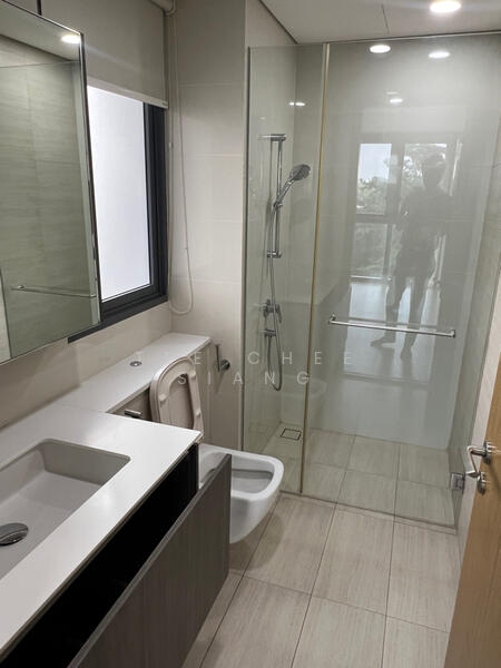 Lakeville, 11 Jurong Lake Link, 5 Bedrooms, 1,528 sqft, Condominium For Rent, by Tee Chee Siang, 60045275 - PropertyGuru.com.sg