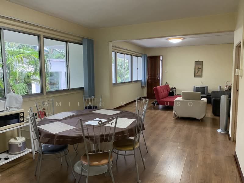 Holland Court, 144 Holland Road, 4 Bedrooms, 1,458 sqft, Apartment For Rent, by Jamilah Md Yusof, 60045299 - Living Room - PropertyGuru.com.sg