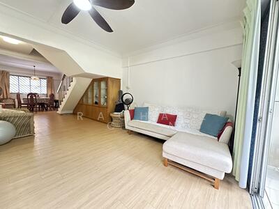 For Sale - 542 Bukit Batok Street 52