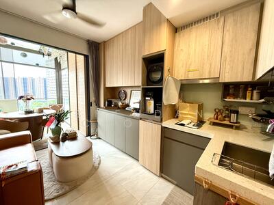 For Sale - Uptown @ Farrer