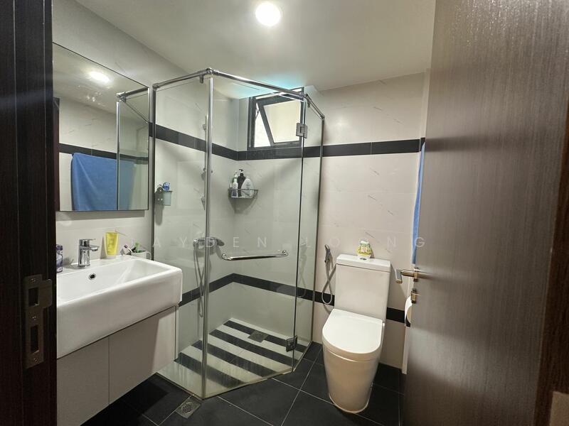 Symphony Suites Condominium For Sale at S$ 1,348,000 | PropertyGuru Singapore