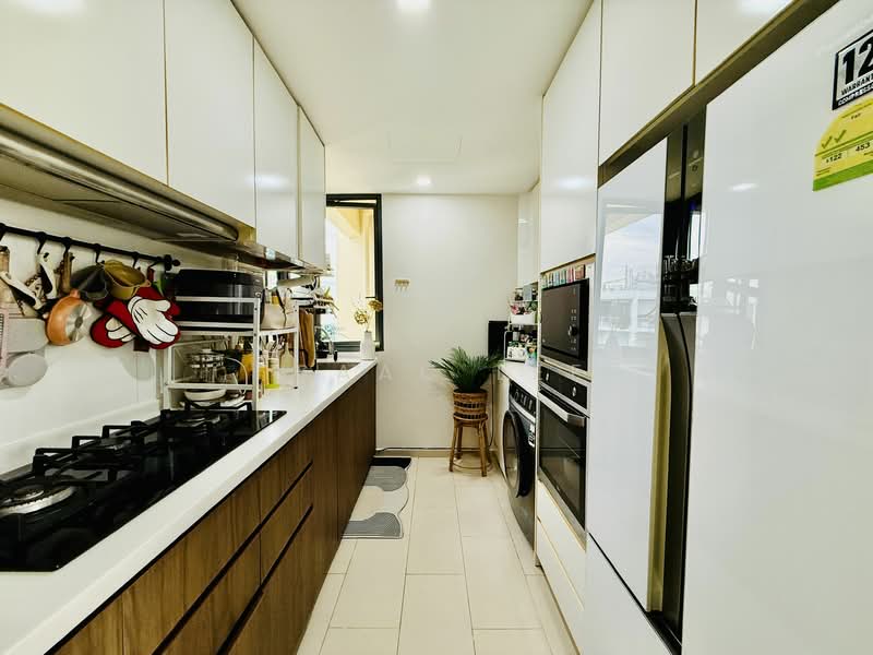 Palm Isles Condominium For Sale at S$ 1,350,000 | PropertyGuru Singapore