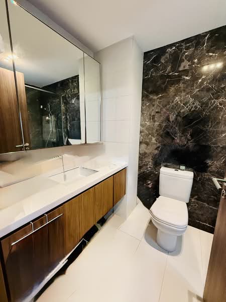 Palm Isles Condominium For Sale at S$ 1,350,000 | PropertyGuru Singapore