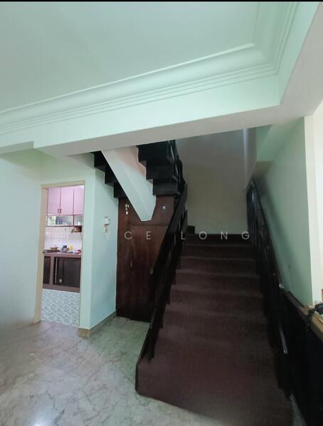 Golden Hill Estate, Li Hwan Drive, 4 Bedrooms, 2,386 sqft, Terraced House For Sale, by Joyce Long, 60046452 - PropertyGuru.com.sg