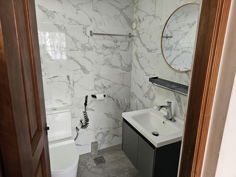 Pine Grove, 1B Pine Grove, Room Rental, 200 sqft, Condominium For Rent, by Marcella Ng, 60046531 - Bathroom - PropertyGuru.com.sg