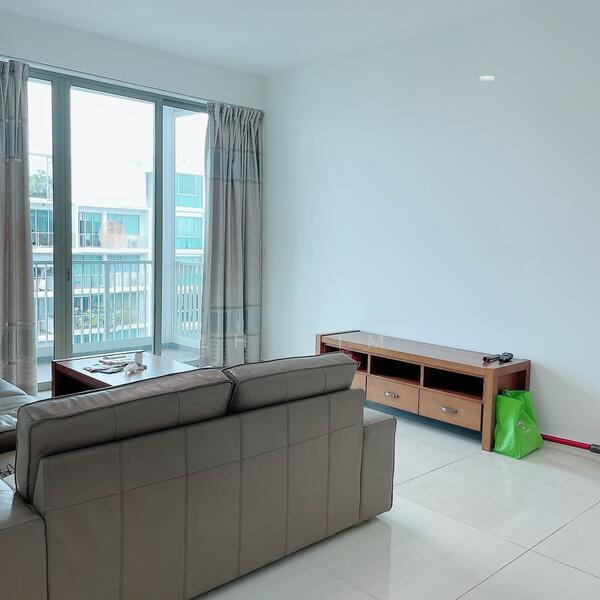 Ripple Bay, 10 Pasir Ris Link, Pasir Ris / Tampines, 2 Bedrooms, 956 sqft, Condominium For Rent, by LH Sim, 60046560 - Living Room - PropertyGuru.com.sg