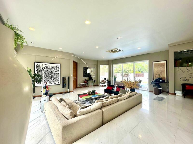 For Sale - ⭐️Holland Grove Home Near Henry Park ⭐️