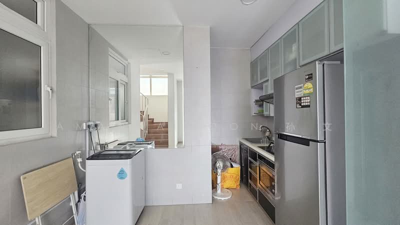 For Sale - Carlyx Green