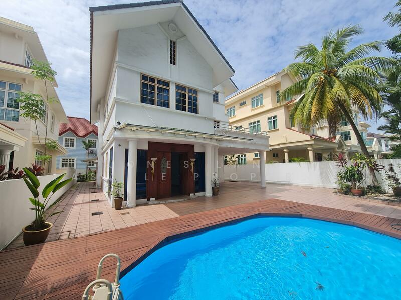 Woodgrove Estate, Ashwood Grove, Admiralty / Woodlands, 6 Bedrooms, 6,000 sqft, Detached House For Sale, by Cynthia Wong, 60047175 - Exterior - PropertyGuru.com.sg