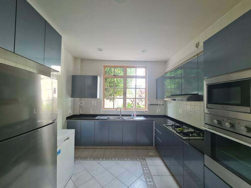 Woodgrove Estate, Ashwood Grove, Admiralty / Woodlands, 6 Bedrooms, 6,000 sqft, Detached House For Sale, by Cynthia Wong, 60047175 - Kitchen - PropertyGuru.com.sg