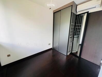 For Sale - The Commodore