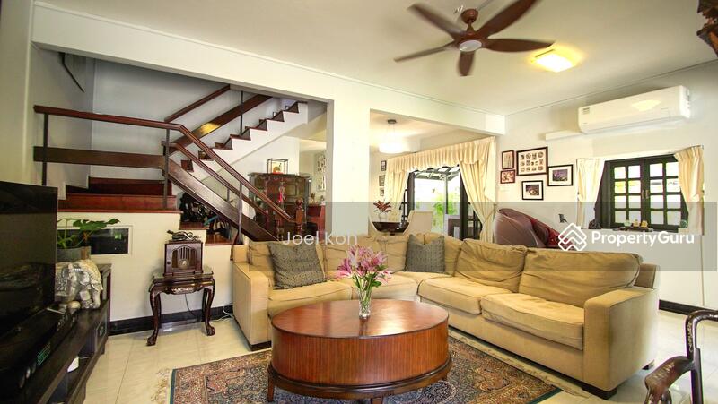 For Sale - Selling Below Valuation! Semi-D walking dist to mrt!
