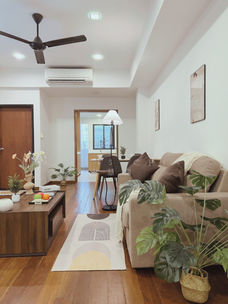 Master Room ensuite bath at Sturdee Road for rent, Sturdee Road, Room Rental, 200 sqft, Shophouse For Rent, by Alexis Chia 谢慧丽, 60047416 - Living Room - PropertyGuru.com.sg