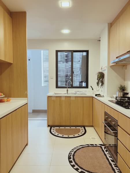 Master Room ensuite bath at Sturdee Road for rent, Sturdee Road, Room Rental, 200 sqft, Shophouse For Rent, by Alexis Chia 谢慧丽, 60047416 - PropertyGuru.com.sg