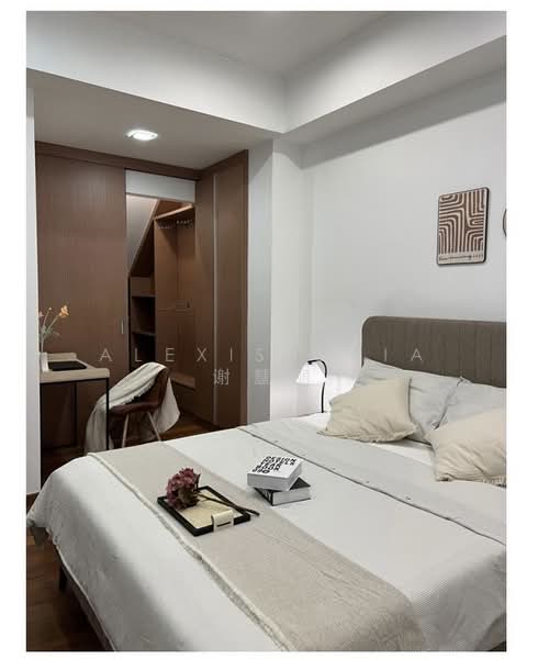 Master Room ensuite bath at Sturdee Road for rent, Sturdee Road, Room Rental, 200 sqft, Shophouse For Rent, by Alexis Chia 谢慧丽, 60047416 - Bedroom - PropertyGuru.com.sg
