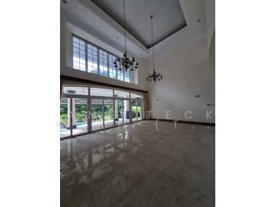 For Rent - Holland Road Cornwall Gardens