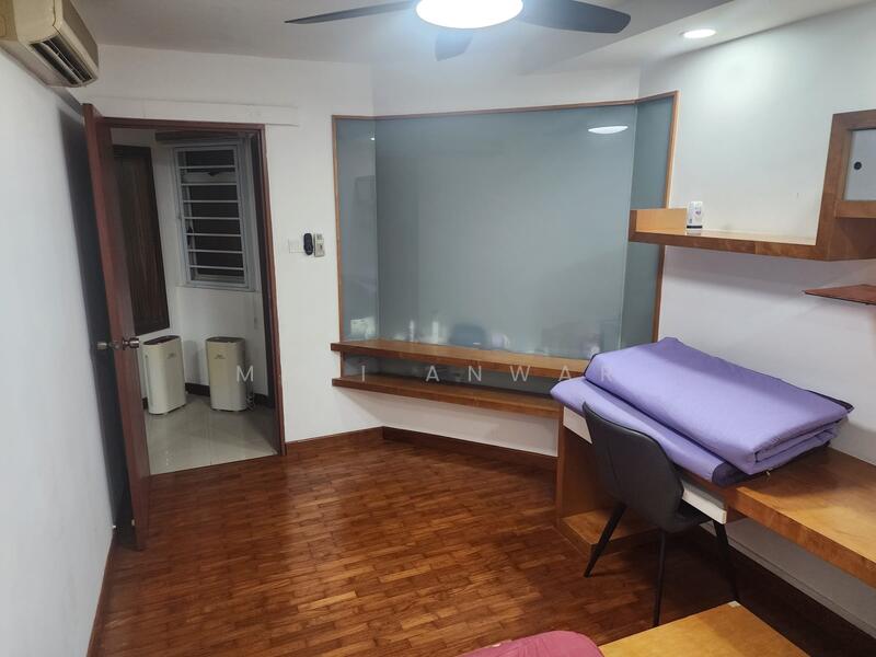 299 Punggol Central, 299 Punggol Central, Room Rental, 250 sqft, HDB Flat For Rent, by Mimi Anwar, 60047485 - Bedroom - PropertyGuru.com.sg