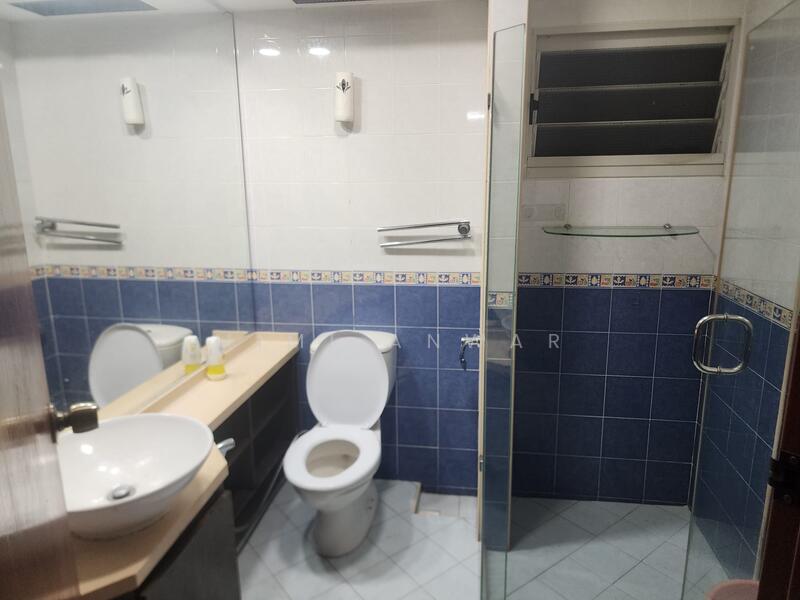 299 Punggol Central, 299 Punggol Central, Room Rental, 250 sqft, HDB Flat For Rent, by Mimi Anwar, 60047485 - Bathroom - PropertyGuru.com.sg