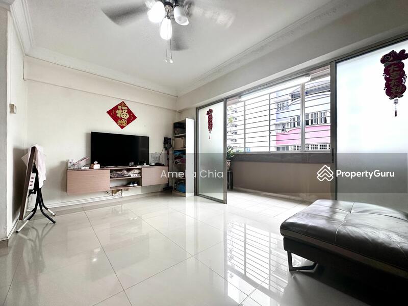 For Sale - 640 Hougang Avenue 8