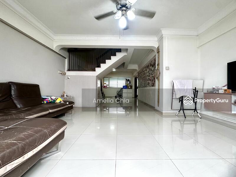 For Sale - 640 Hougang Avenue 8