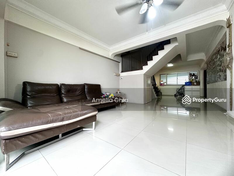 For Sale - 640 Hougang Avenue 8