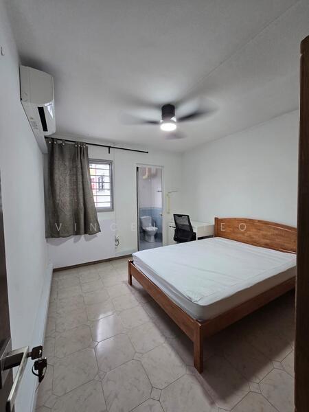 313 Bukit Batok Street 32, 313 Bukit Batok Street 32, 3 Bedrooms, 1,001 sqft, HDB Flat For Rent, by Vincent Teo, 60047601 - Bedroom - PropertyGuru.com.sg