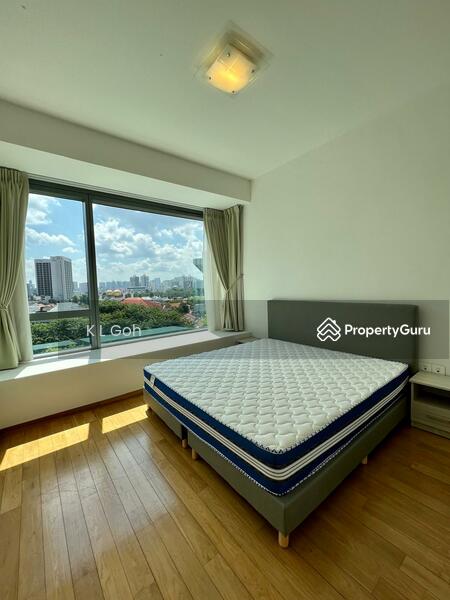 For Sale - Concourse Skyline
