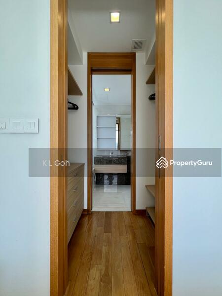 For Sale - Concourse Skyline