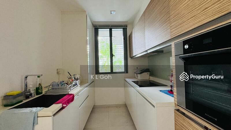 For Sale - Concourse Skyline