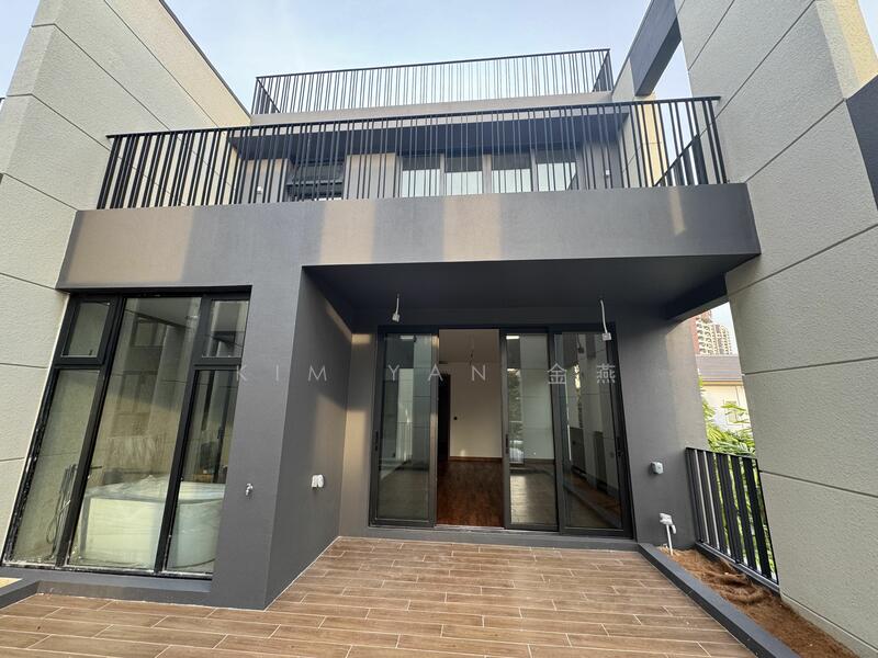 For Sale - Luxurious Brand New & freehold Bungalow, 4 levels with Lift and swimming pool