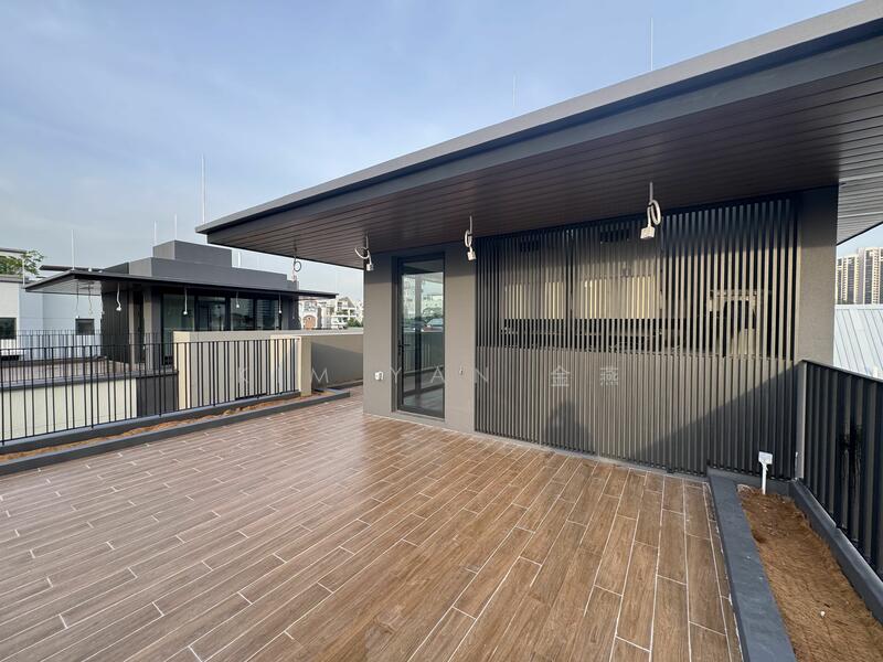 For Sale - Luxurious Brand New & freehold Bungalow, 4 levels with Lift and swimming pool