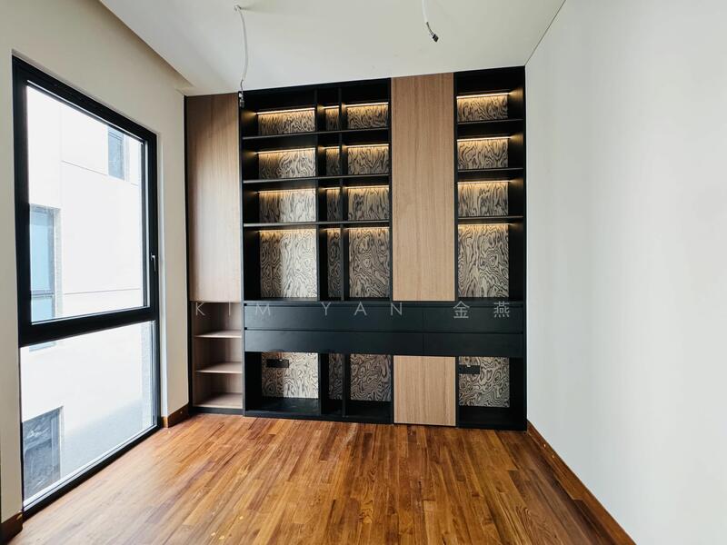 For Sale - Luxurious Brand New & freehold Bungalow, 4 levels with Lift and swimming pool