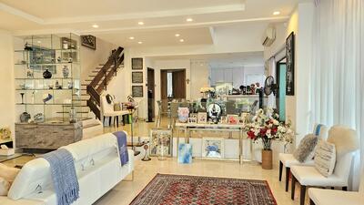 For Sale - Springleaf lane