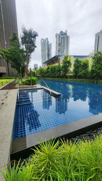The Avenir, 8 River Valley Close, 3 Bedrooms, 1,572 sqft, Condominium For Rent, by Keith Tay, 60048037 - Main Pool - PropertyGuru.com.sg