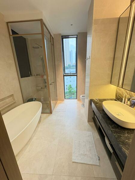 The Avenir, 8 River Valley Close, 3 Bedrooms, 1,572 sqft, Condominium For Rent, by Keith Tay, 60048037 - MasterBedrm Bathroom - PropertyGuru.com.sg