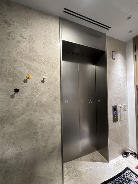 The Avenir, 8 River Valley Close, 3 Bedrooms, 1,572 sqft, Condominium For Rent, by Keith Tay, 60048037 - Private Lift Lobby - PropertyGuru.com.sg