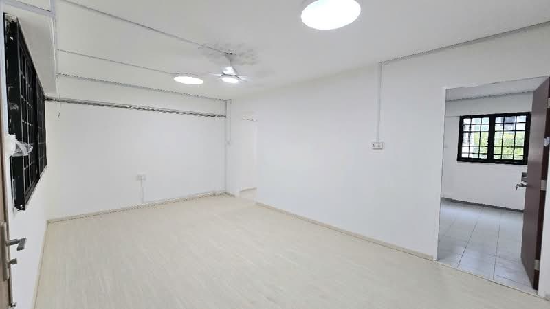 439 Yishun Avenue 11, 439 Yishun Avenue 11, 3 Bedrooms, 904 sqft, HDB Flat For Rent, by Jolene Yang, 60048084 - PropertyGuru.com.sg