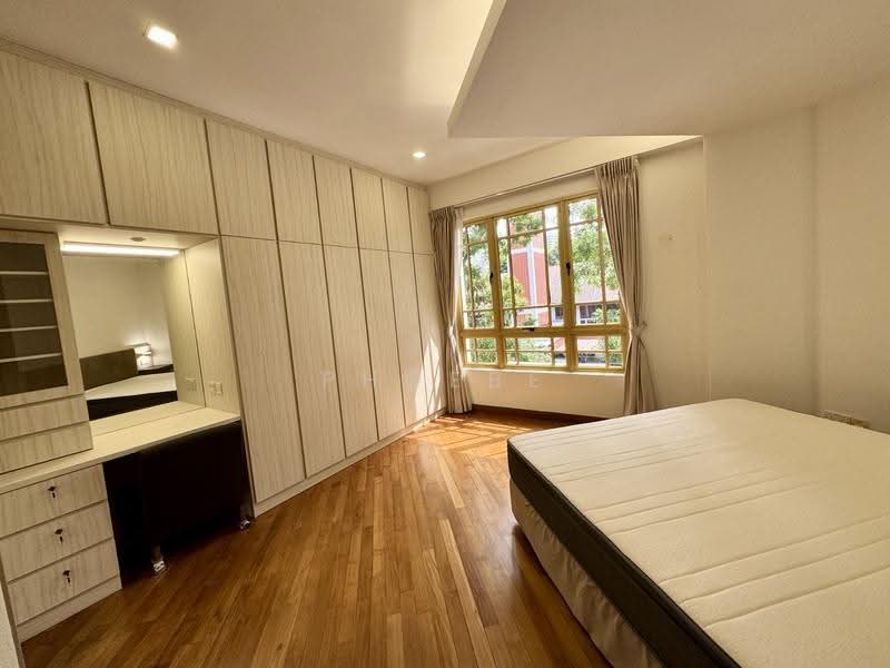 Villa Marina, Jalan Sempadan, East Coast / Marine Parade, 2 Bedrooms, 1,130 sqft, Condominium For Rent, by Phoebe Ang, 60048190 - Bedroom - PropertyGuru.com.sg