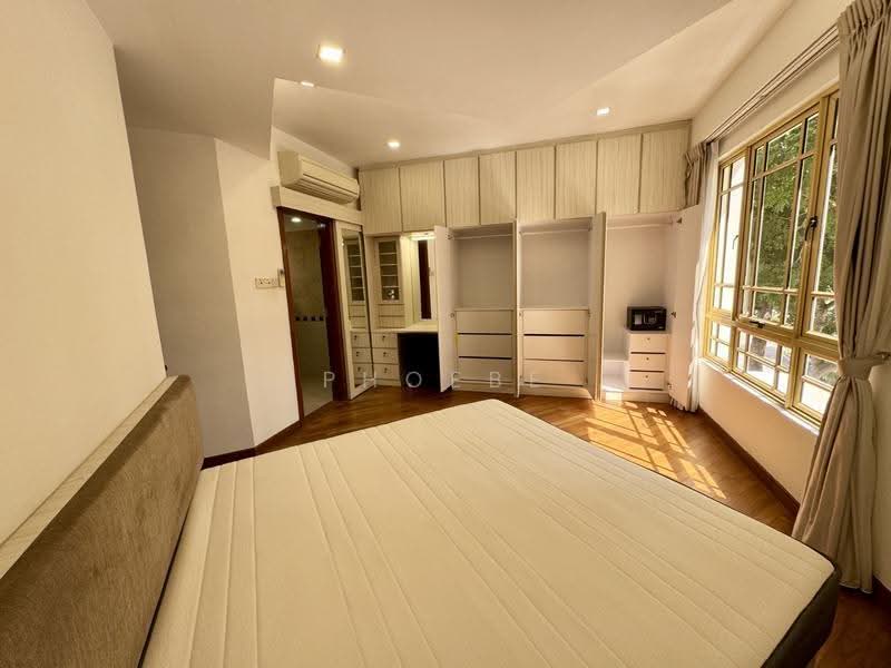 Villa Marina, Jalan Sempadan, East Coast / Marine Parade, 2 Bedrooms, 1,130 sqft, Condominium For Rent, by Phoebe Ang, 60048190 - PropertyGuru.com.sg