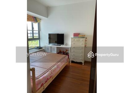 For Rent - Waterfront Waves