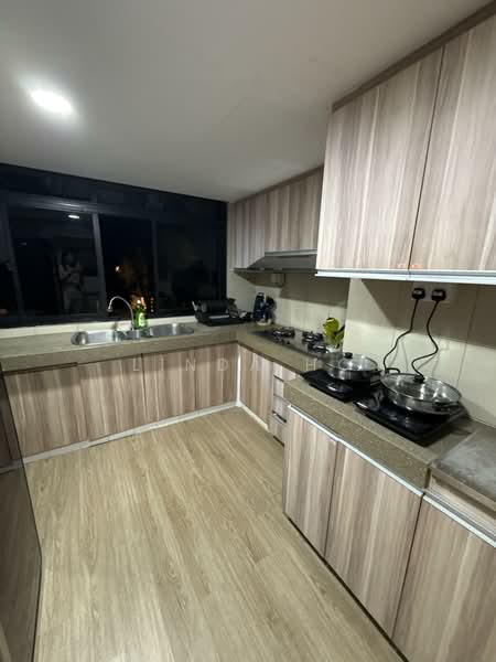 Pandan Valley, 1 Pandan Valley, Room Rental, 120 sqft, Condominium For Rent, by Linda Ho, 60048234 - Kitchen - PropertyGuru.com.sg